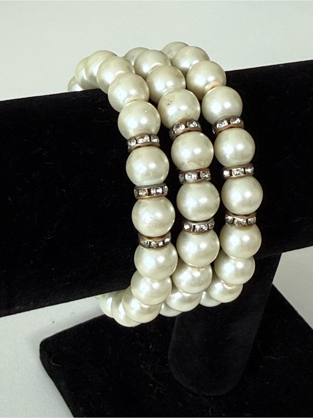 Set of 3 Vintage Luminous Glass Faux Pearl Stretch Bracelets -Rhinestone Spacers